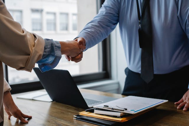 Foreign businesses gain substantial benefits from EOR