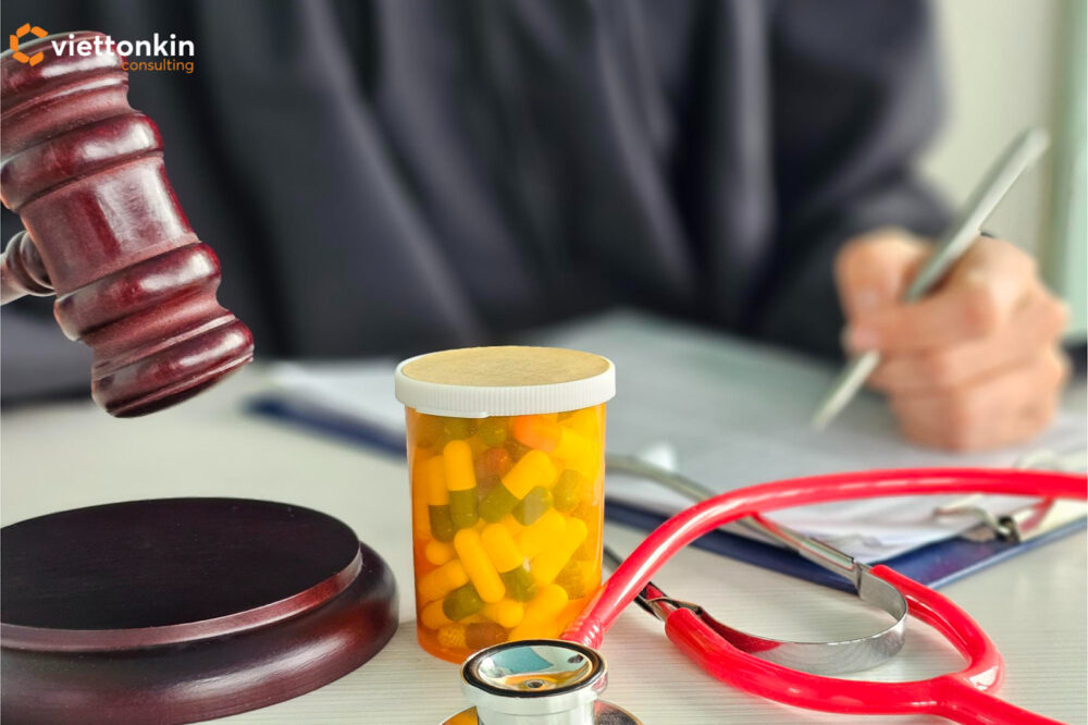 hình ảnh đại diện cho Khung pháp lý đang phát triển của Việt Nam cho đầu tư dược phẩm vào năm 2025